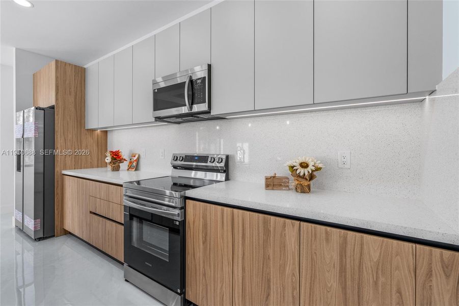 Furnished interior view inside a new home in , Lehigh Acres (Image 13). Furnished interior view inside a new home in , Lehigh Acres (Image 13).