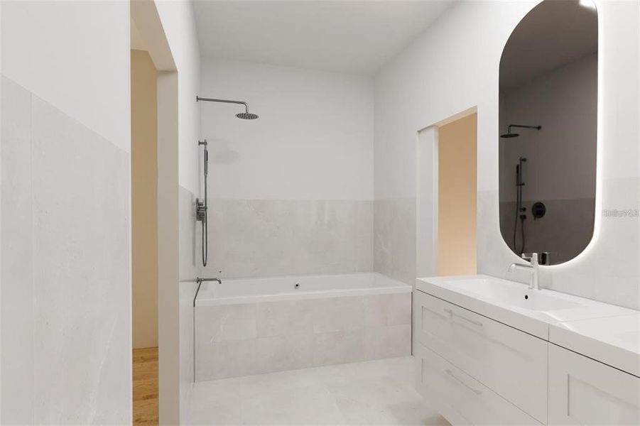 Image 8 of a home in .