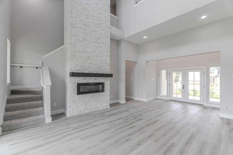 Spacious, unfurnished interior of a new home in , Montgomery (Image 18).