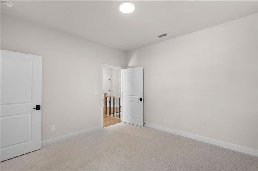 Spacious, unfurnished interior of a new home in Ward's Crossing Townhomes, Johns Creek (Image 44). Spacious, unfurnished interior of a new home in Ward's Crossing Townhomes, Johns Creek (Image 44).