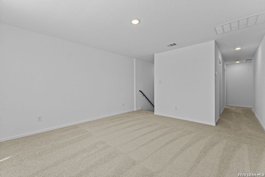 Spacious, unfurnished interior of a new home in Grace Valley, Marion (Image 18).