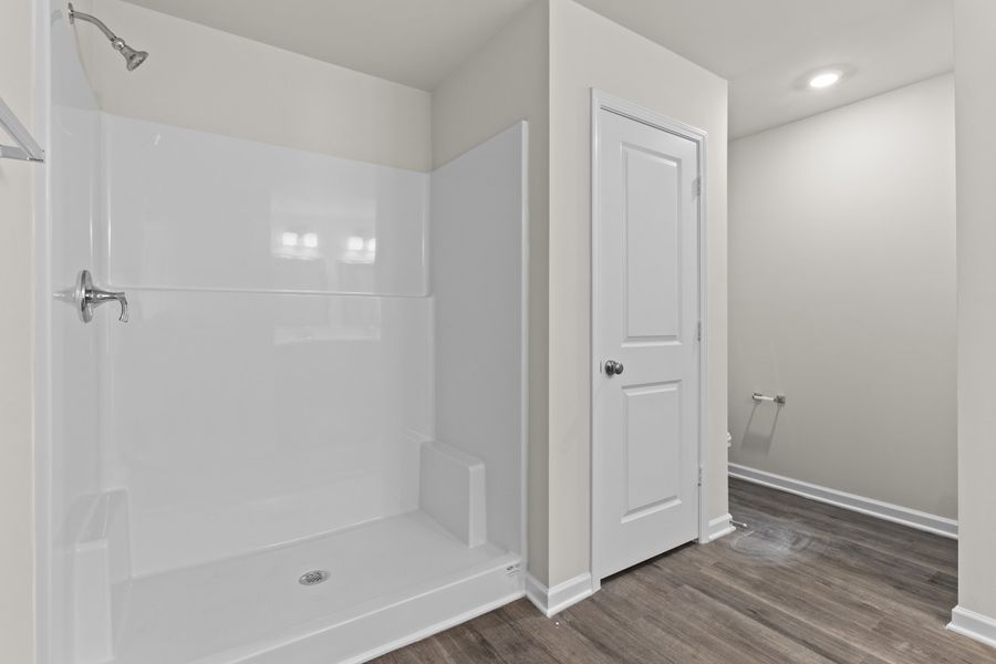 Spacious, unfurnished interior of a new home in Crystal Downs, Sumter (Image 23). Spacious, unfurnished interior of a new home in Crystal Downs, Sumter (Image 23).