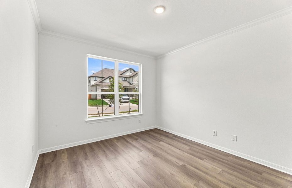 Spacious, unfurnished interior of a new home in Bluffview Reserve, Leander (Image 34).