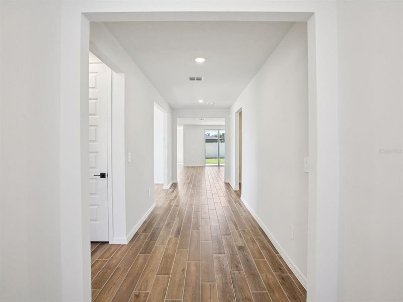 Spacious, unfurnished interior of a new home in Two Rivers - Signature Series, Zephyrhills (Image 31). Spacious, unfurnished interior of a new home in Two Rivers - Signature Series, Zephyrhills (Image 31).