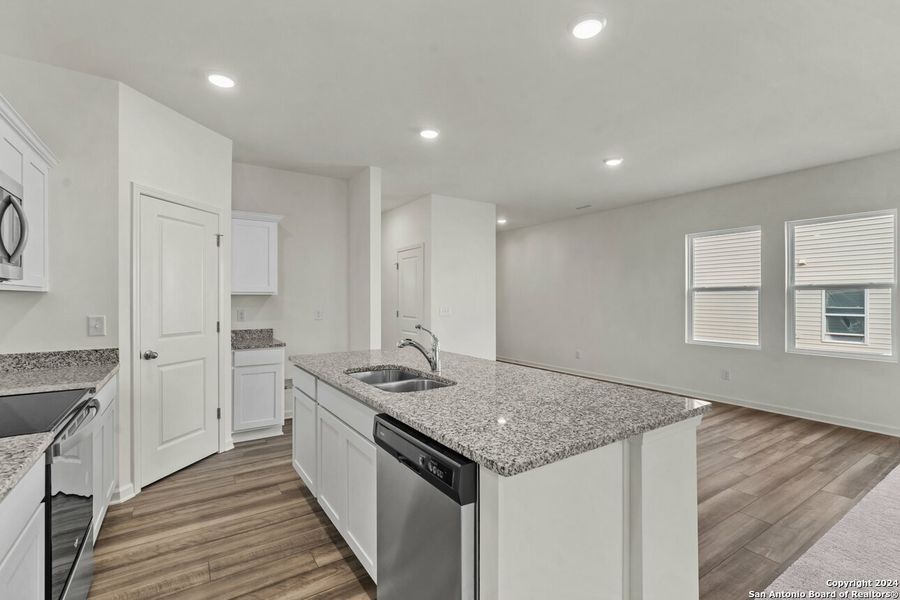 Furnished interior view inside a new home in Cordova Trails, Seguin (Image 8). Furnished interior view inside a new home in Cordova Trails, Seguin (Image 8).