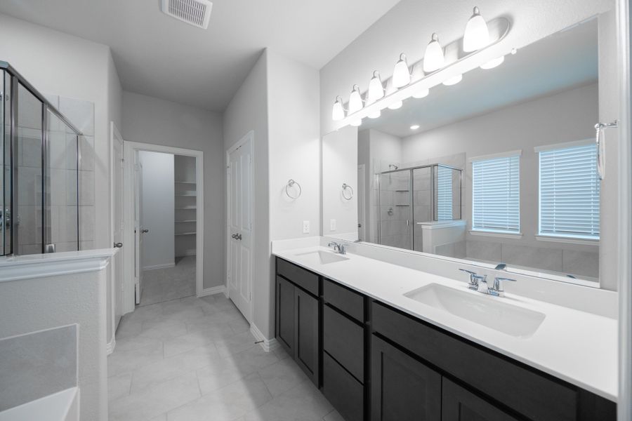 Furnished interior view inside a new home in The Villages of Hurricane Creek, Anna (Image 11).