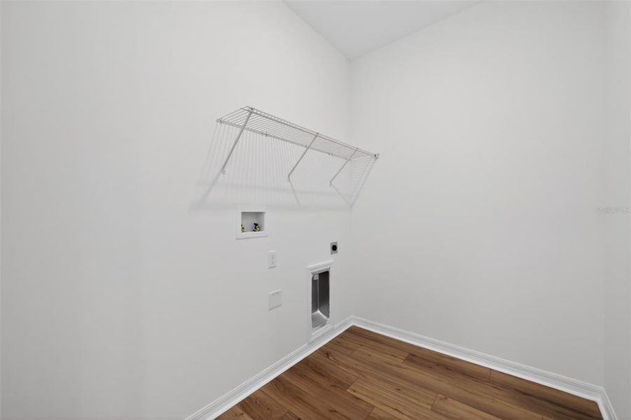 Spacious, unfurnished interior of a new home in Tyson Reserve, St. Cloud (Image 26).