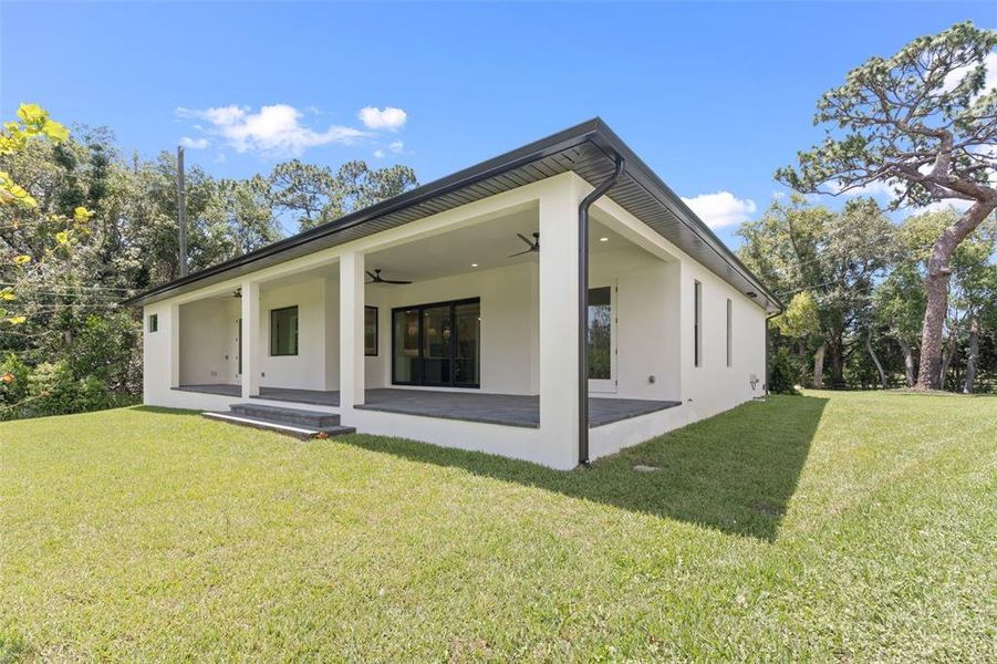 Exterior details and patio area of a home in , Tarpon Springs (Image 38). Exterior details and patio area of a home in , Tarpon Springs (Image 38).