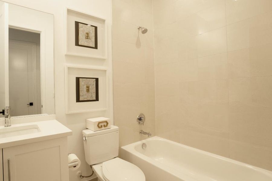 EDGE-bath-01-2 EDGE-bath-01-2