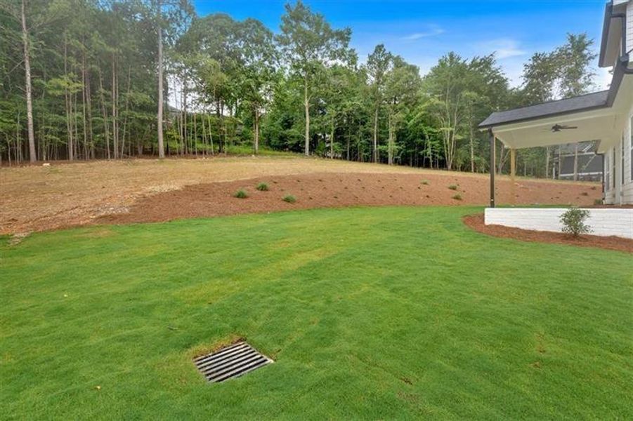 Exterior details and patio area of a home in , Rome (Image 24).