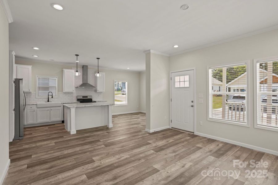 Spacious, unfurnished interior of a new home in , Asheville (Image 18).