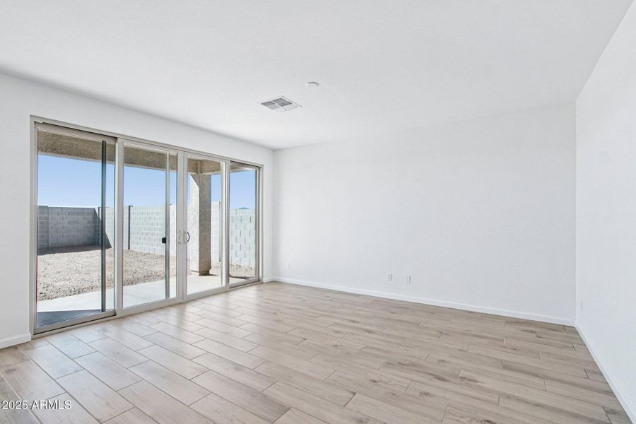 5-web-or-mls-W Bajada Rd-S1810-005