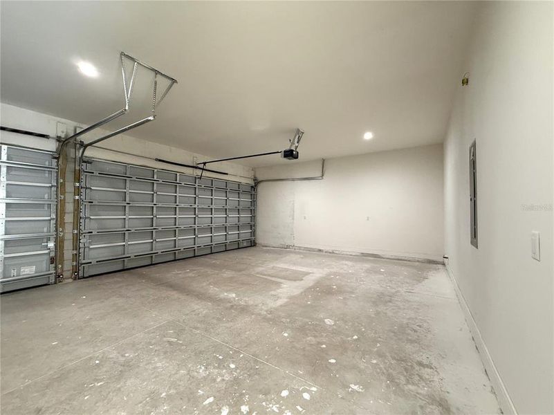 Spacious, unfurnished interior of a new home in , Port Charlotte (Image 47). Spacious, unfurnished interior of a new home in , Port Charlotte (Image 47).