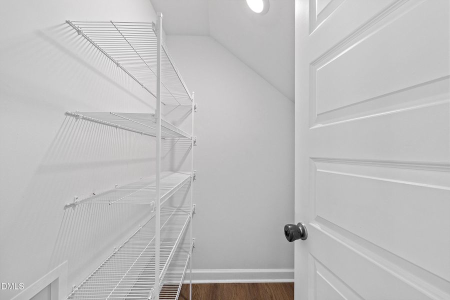 Walk in Pantry