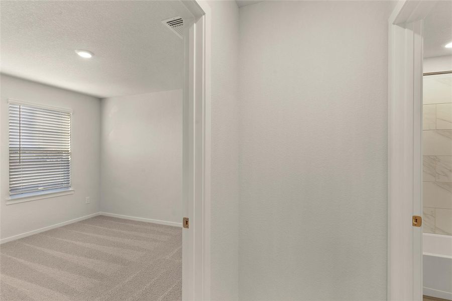REPRESENTATIVE OF FLOOR PLAN ONLY REPRESENTATIVE OF FLOOR PLAN ONLY