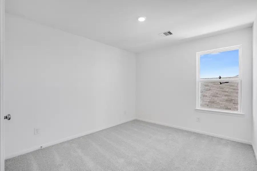 Spacious, unfurnished interior of a new home in Ryehill, Richmond (Image 22).