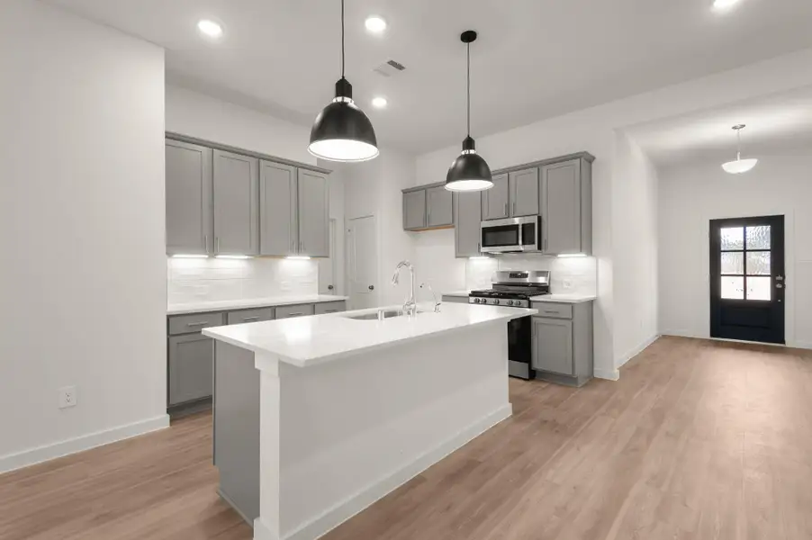 Furnished interior view inside a new home in Moran Ranch, Willis (Image 8). Furnished interior view inside a new home in Moran Ranch, Willis (Image 8).