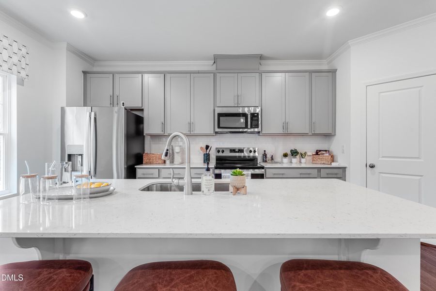 SUN_MyrtleMeadows_Pic_Winston-12