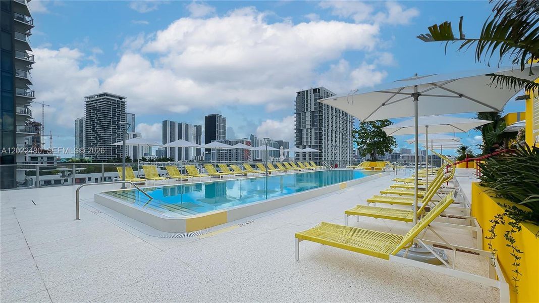 Community amenities in , Miami (Image 30).