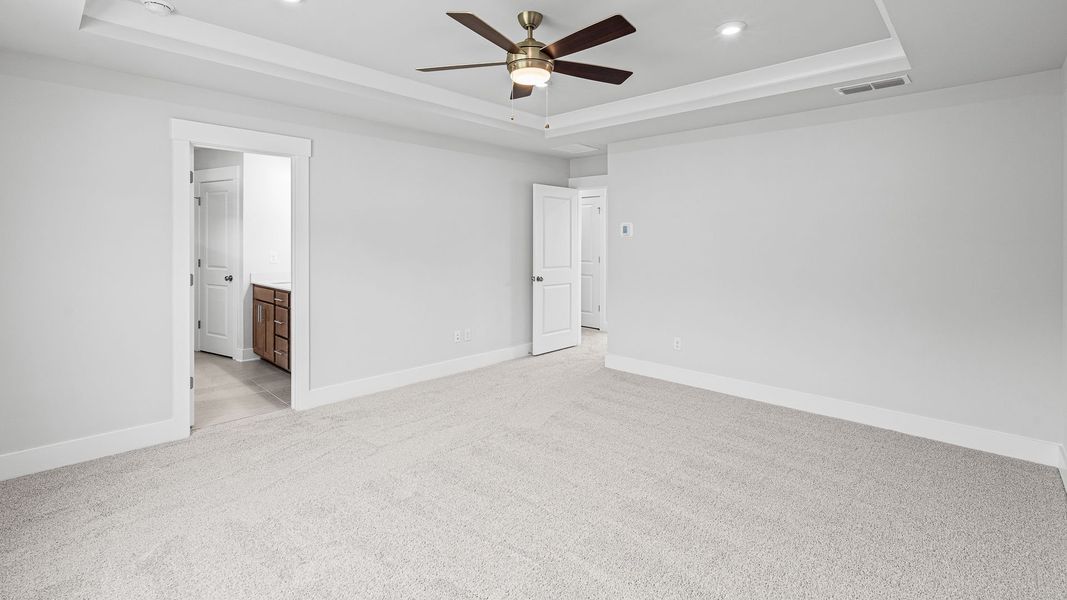 Spacious, unfurnished interior of a new home in Hunters Creek, Flowery Branch (Image 36). Spacious, unfurnished interior of a new home in Hunters Creek, Flowery Branch (Image 36).