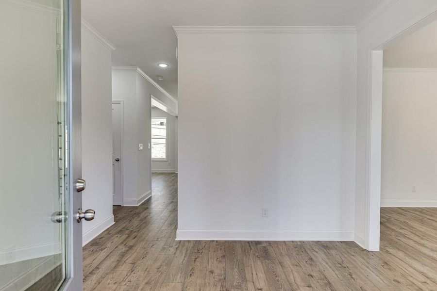 Spacious, unfurnished interior of a new home in , Commerce (Image 16).