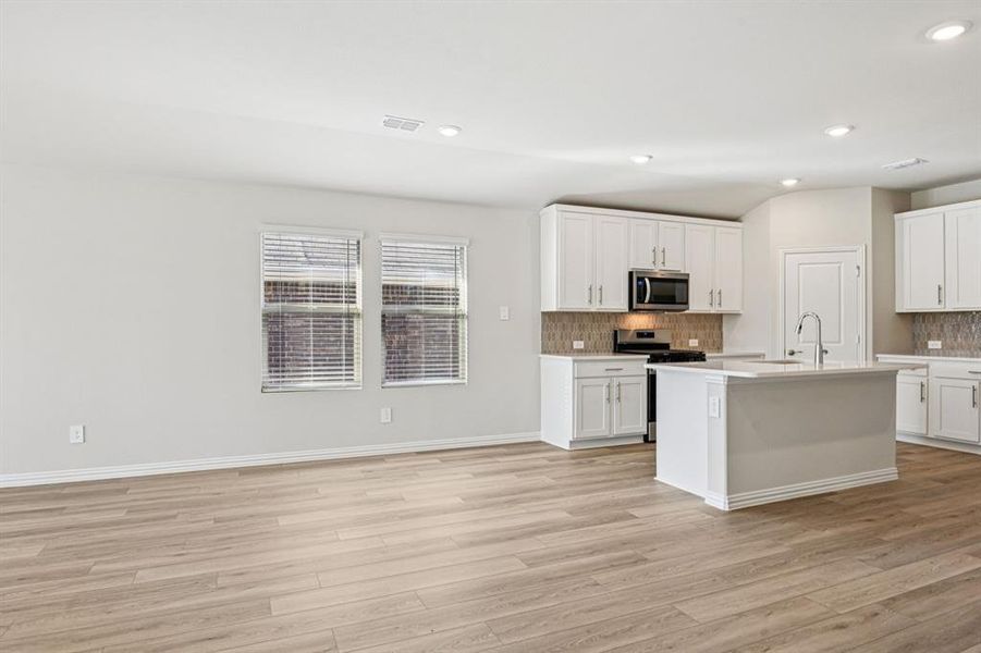 Photo is not of the actual home, but is an inspirational photo of builder’s model home and may depict options, furnishings, and/or decorator features that are not included.