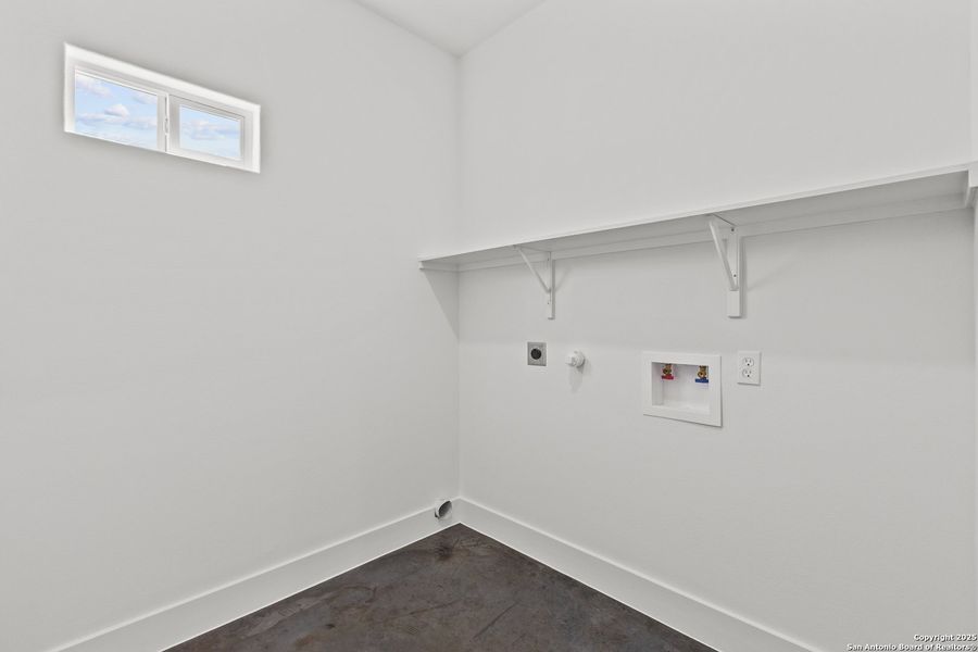 Spacious, unfurnished interior of a new home in , Spring Branch (Image 21). Spacious, unfurnished interior of a new home in , Spring Branch (Image 21).