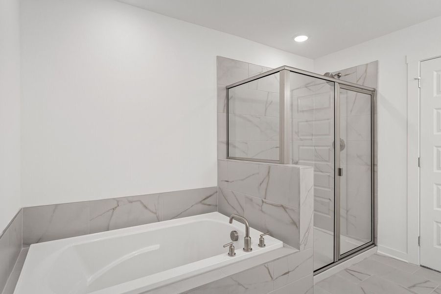 Furnished interior view inside a new home in Calista Farms, White House (Image 46).