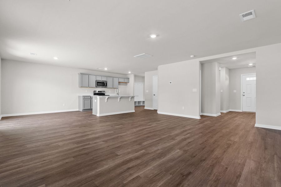 Spacious, unfurnished interior of a new home in Forts Ridge, Pelion (Image 16).