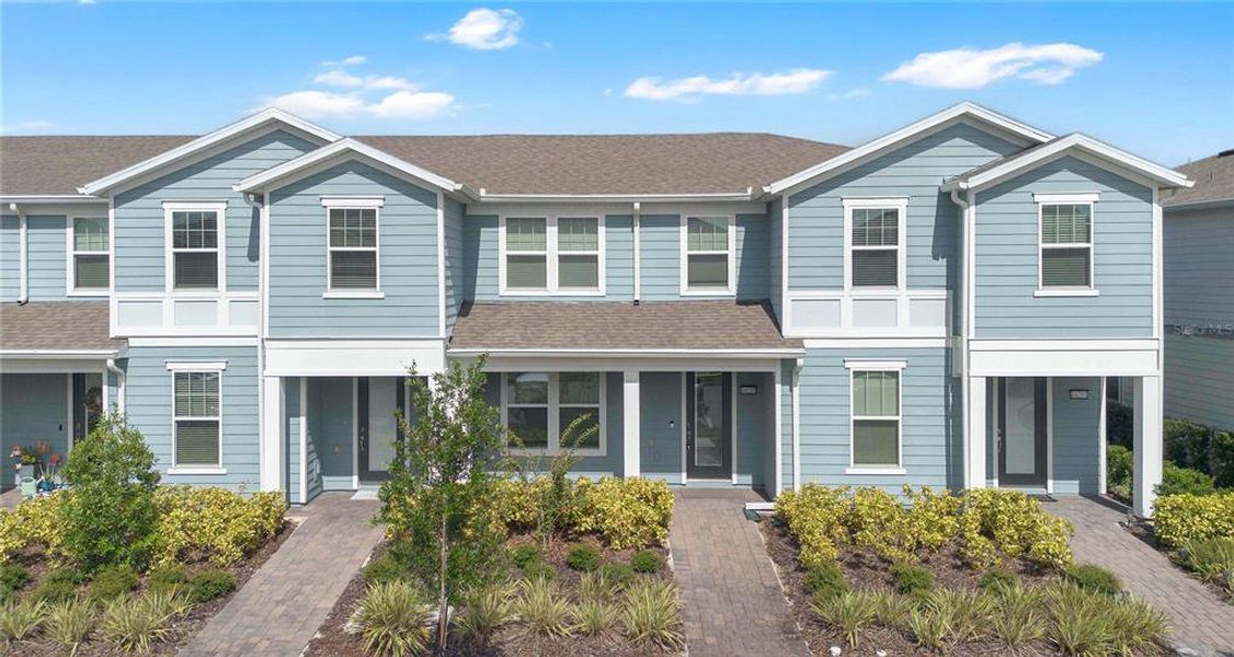 Exterior details and patio area of a home in , Orlando (Image 2). Exterior details and patio area of a home in , Orlando (Image 2).