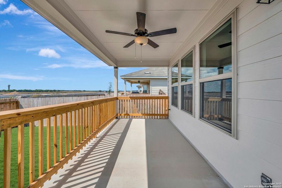 Exterior details and patio area of a home in Greenspoint Heights, Seguin (Image 22).