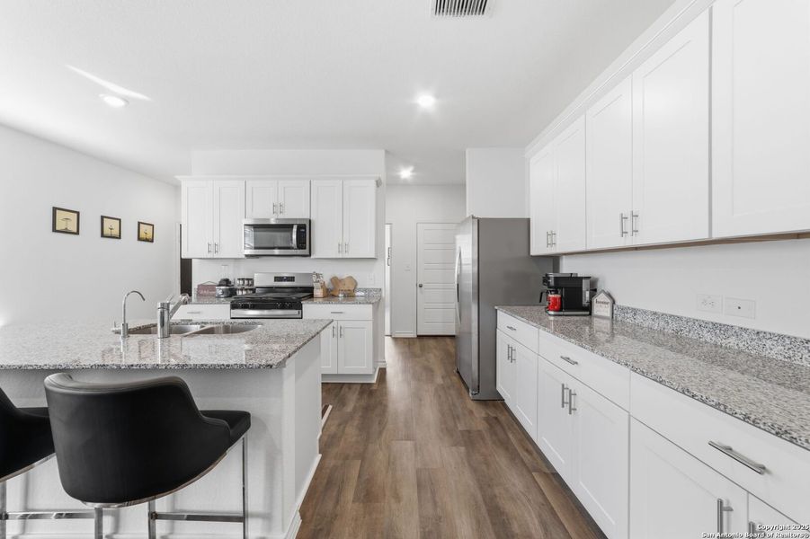 Furnished interior view inside a new home in Corley Farms, Boerne (Image 8).