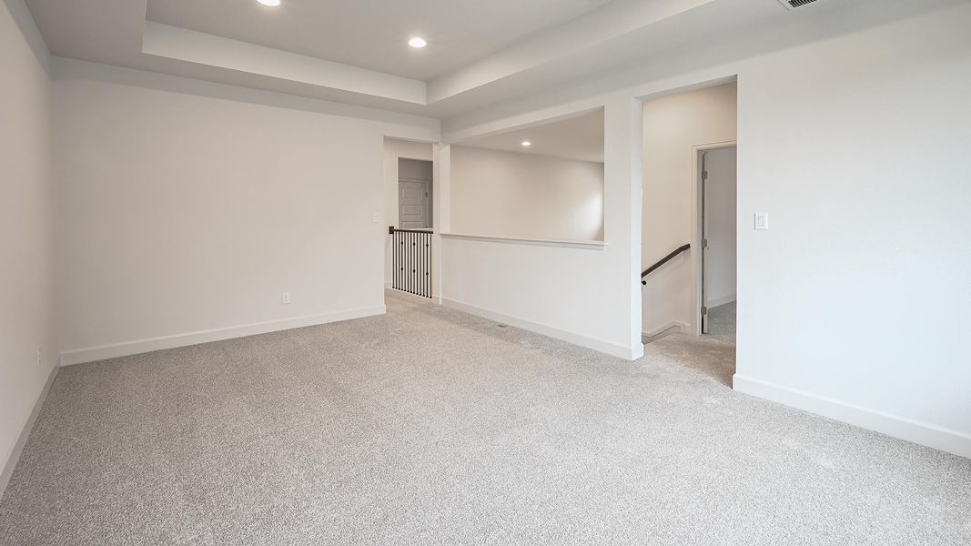 Spacious, unfurnished interior of a new home in Crosswinds 50', Kyle (Image 18).