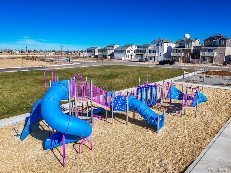 Community amenities in Muegge Farms, Bennett (Image 47).