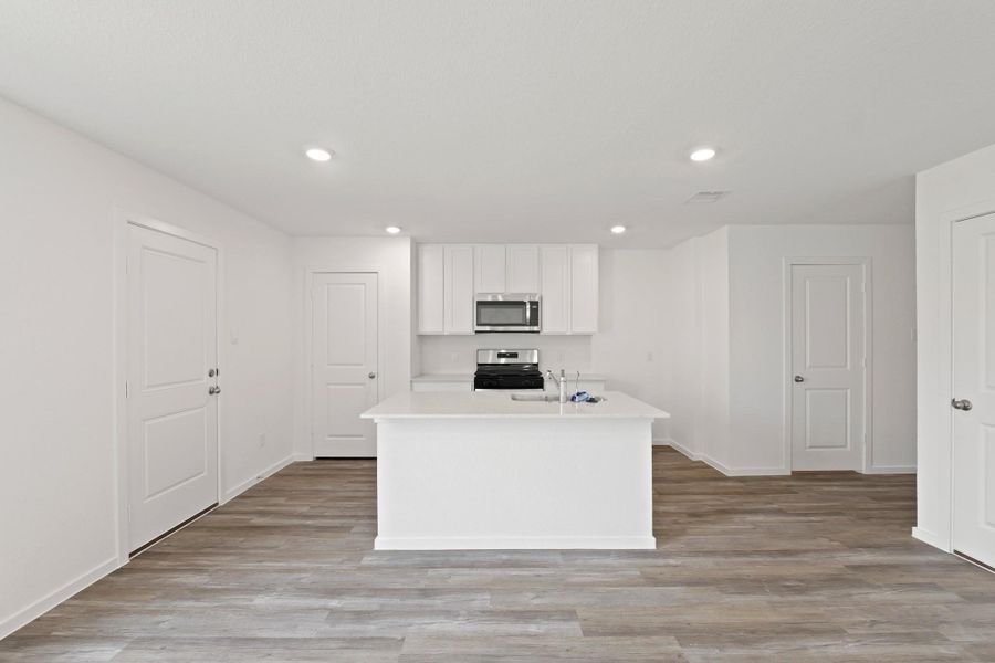 Image 24 of a home in Silverthorne.