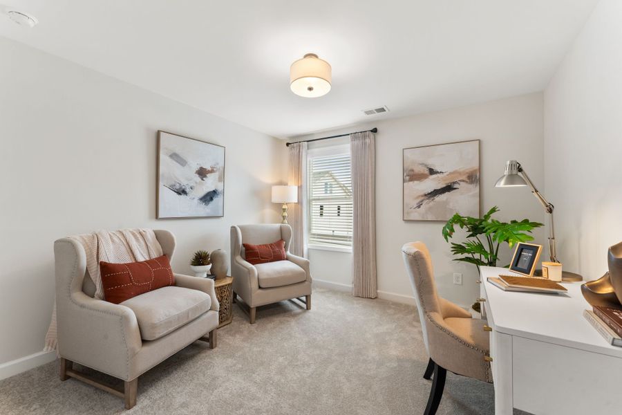 Representative furnished interior of a home built from the Fairview by Traton Homes in Winsome Park, Woodstock (Image 22).