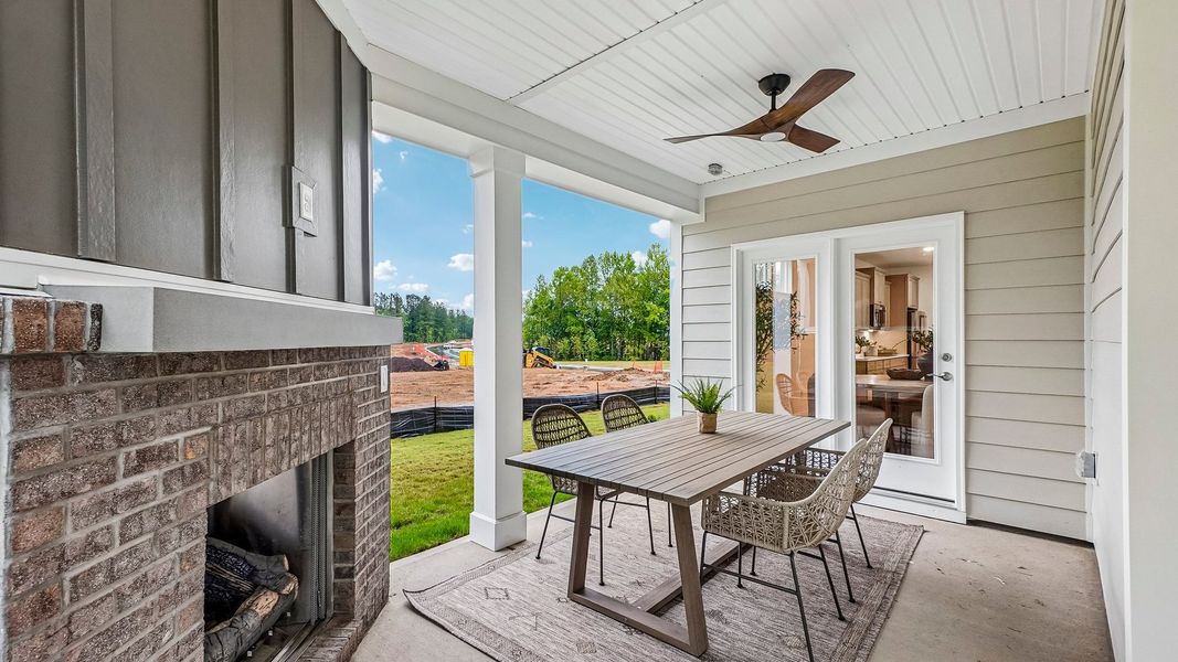 Representative furnished interior of a home built from the Lassiter by DRB Homes in Mason Glenn, Franklinton (Image 68). Representative furnished interior of a home built from the Lassiter by DRB Homes in Mason Glenn, Franklinton (Image 68).