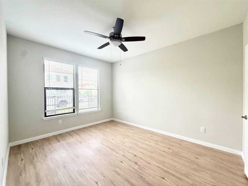 Spacious, unfurnished interior of a new home in , Houston (Image 8).
