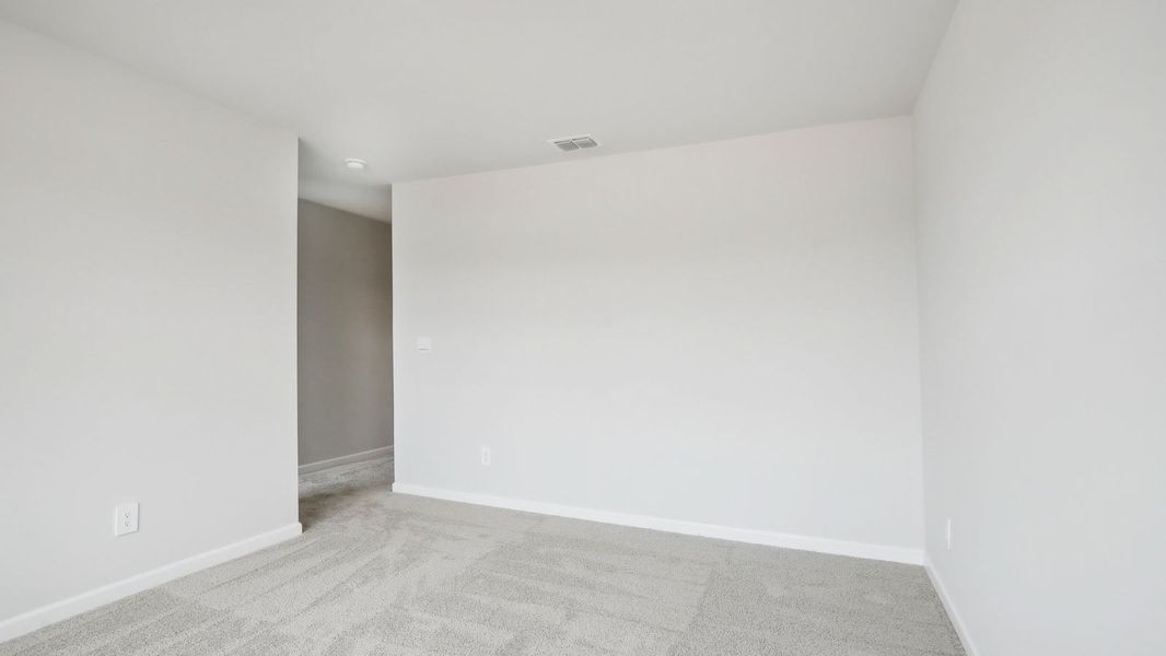 Spacious, unfurnished interior of a new home in River Landing Townhomes, Murfreesboro (Image 24).