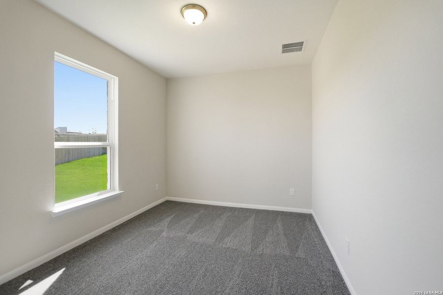Spacious, unfurnished interior of a new home in Arcadia Ridge, San Antonio (Image 18).