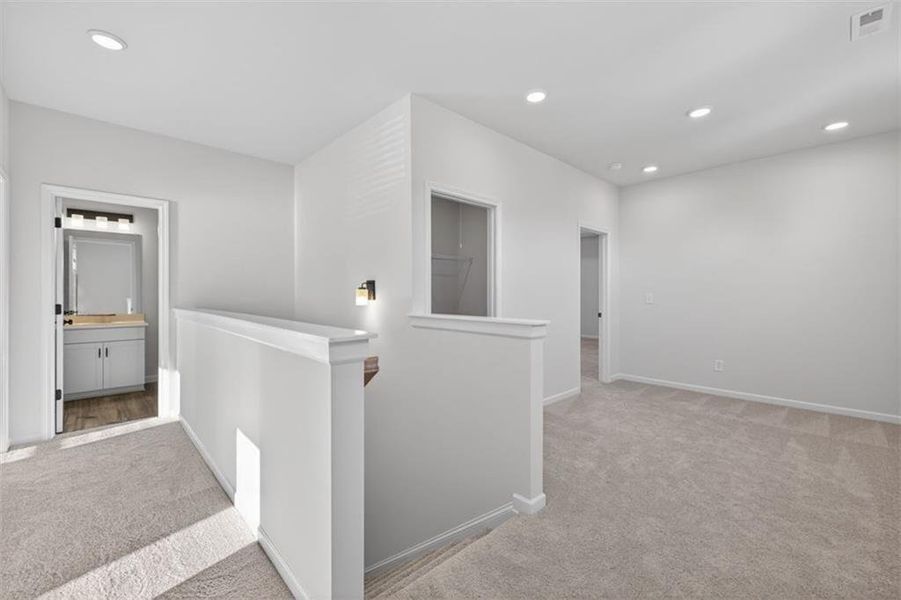 Furnished interior view inside a new home in Franklin Manor, Lawrenceville (Image 15).