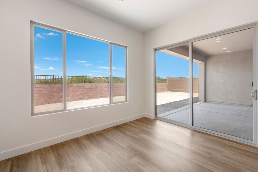 Spacious, unfurnished interior of a new home in Vistoso Canyon Estates, Oro Valley (Image 16).