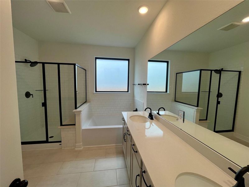 Furnished interior view inside a new home in Oakwood Estates, Waller (Image 7). Furnished interior view inside a new home in Oakwood Estates, Waller (Image 7).