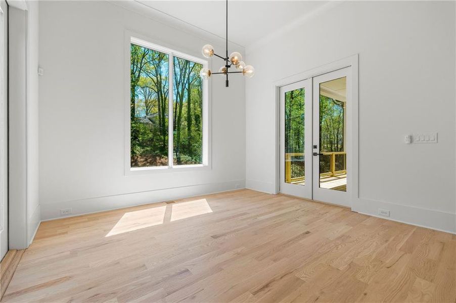 Spacious, unfurnished interior of a new home in , Marietta (Image 72).