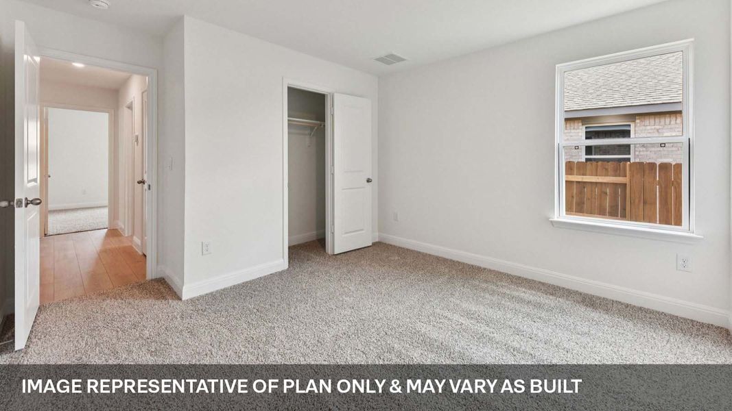 Representative unfurnished interior of a home built from the The Fairfield by D.R. Horton in Riverview, Georgetown (Image 31).