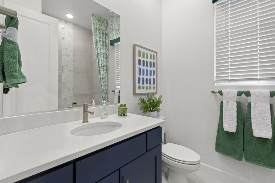 Westbridge Ginger Model - Bath 2