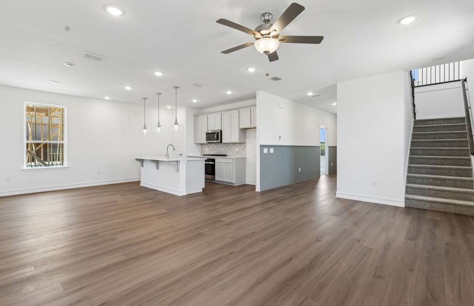 Spacious, unfurnished interior of a new home in Pinnacle at Legacy Hills, Celina (Image 12).