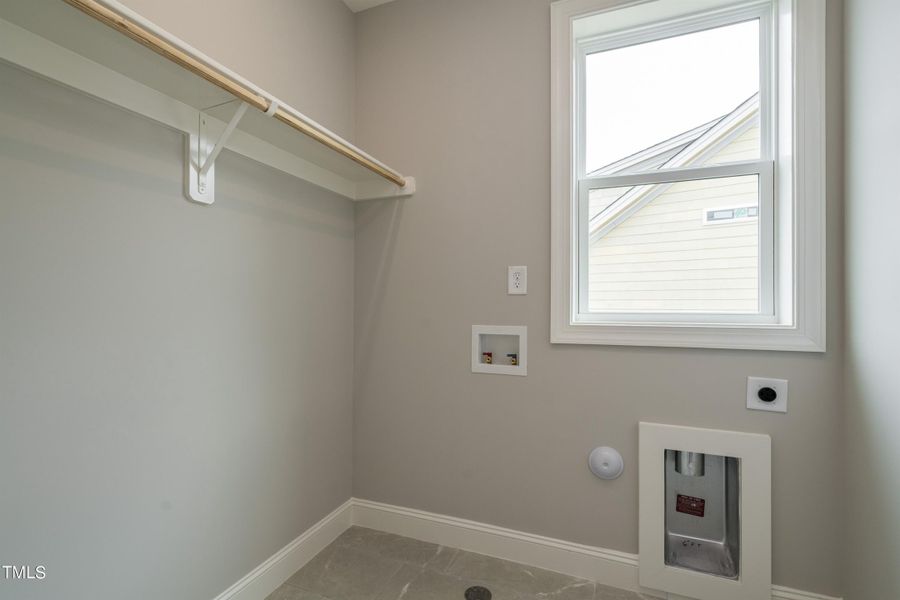 023_ Laundry Mudroom