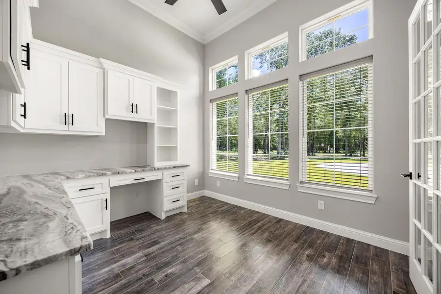 Image 10 of a home in . Image 10 of a home in .