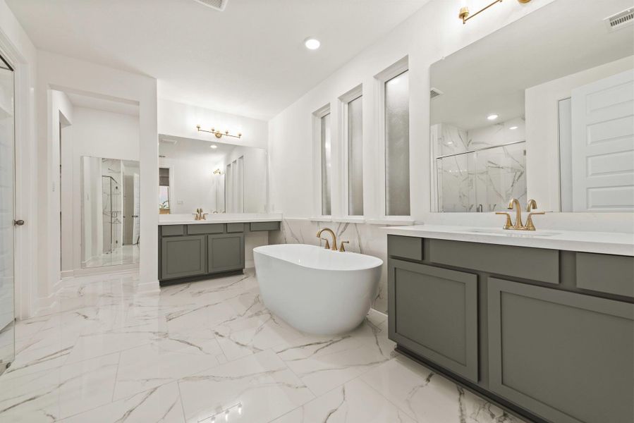 Representative image. Features, specifications, selections and colors may vary. Representative image. Features, specifications, selections and colors may vary.